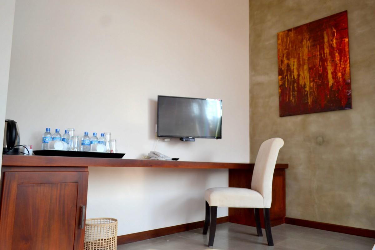 Kethaka Aga Hotel Тисамахарама Екстериор снимка